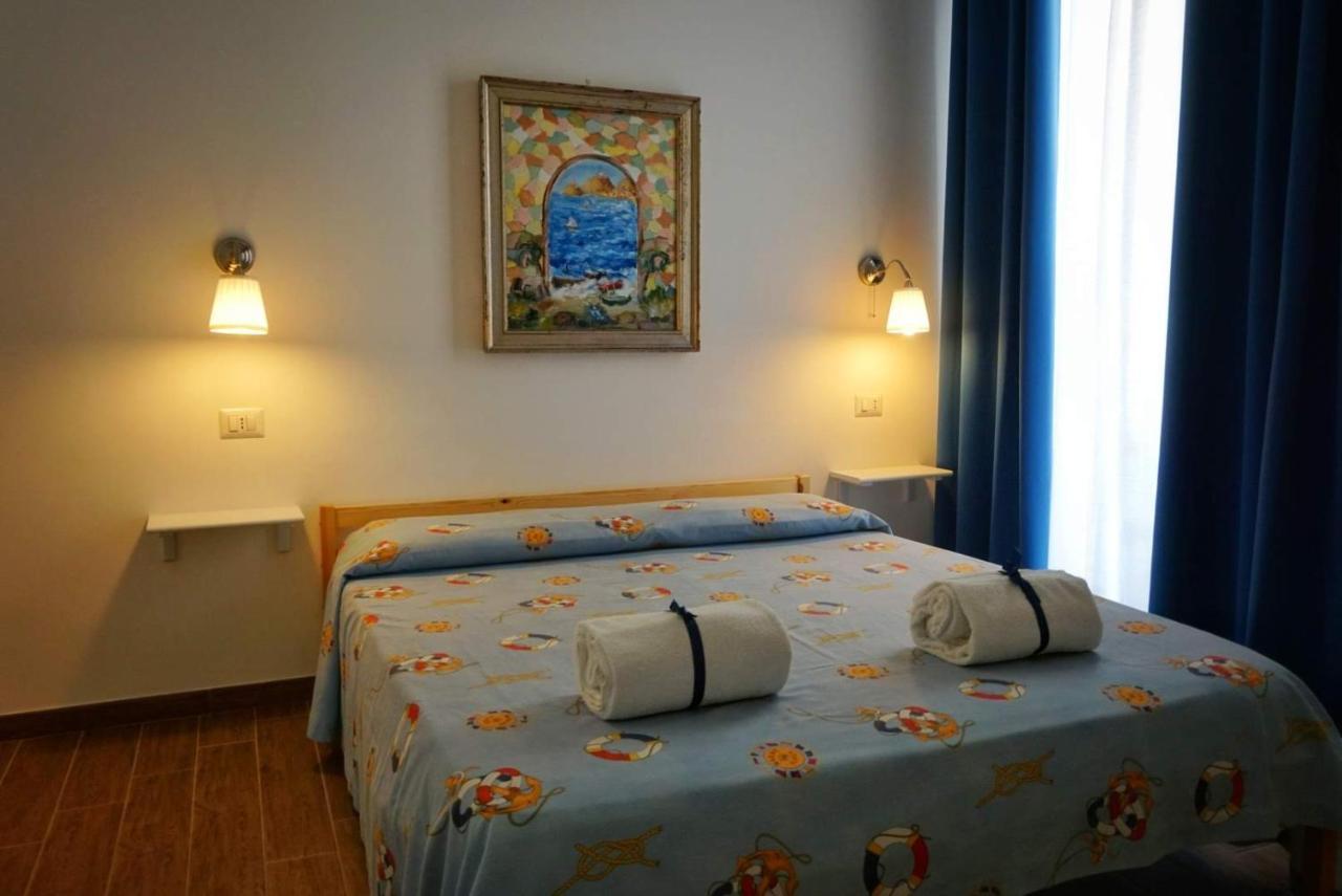 La Casa Di Aurelio Apartamento Capo dʼOrlando Exterior foto